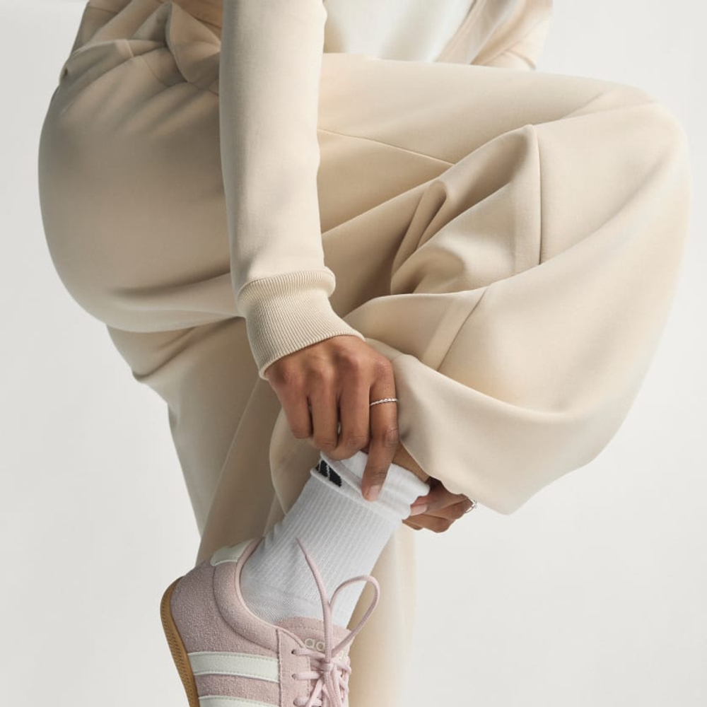 Мягкие спортивные брюки прямого кроя класса LUX - Adidas