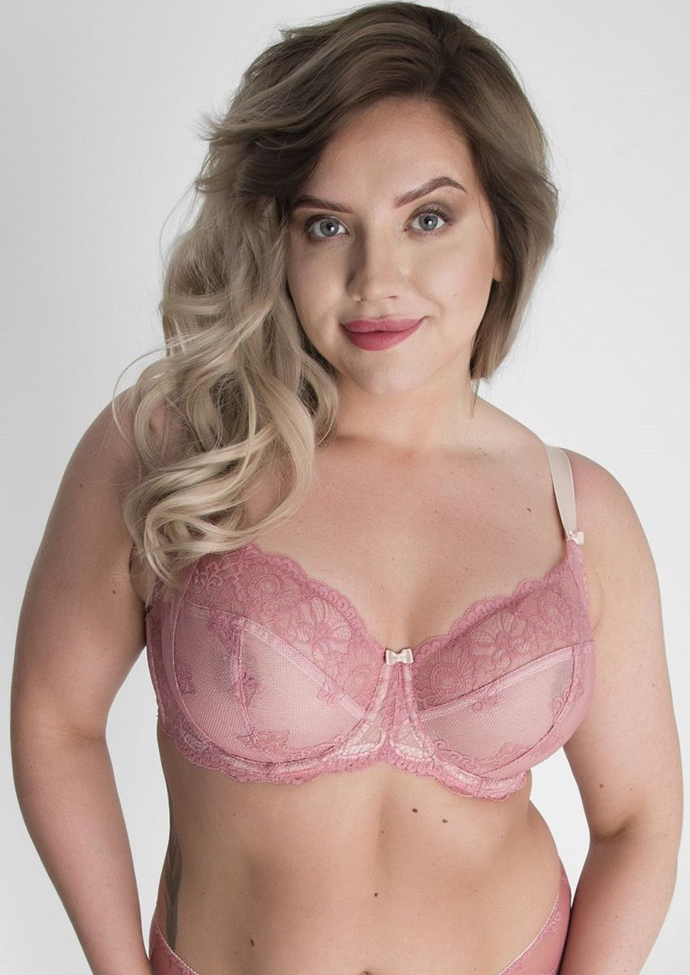 Бюстгальтер на косточках с мягкими гипюровыми чашками plus size (Размер: 85I) (Цвет: розовый)