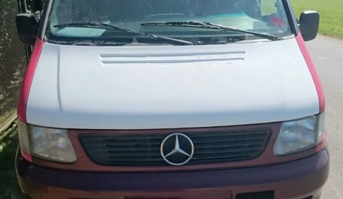 Капот пластиковый Mercedes Vito W638