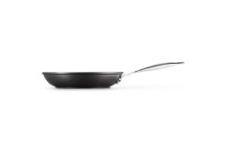 Le Creuset Сковорода с антипригарным покрытием 22 см. 51112220010001