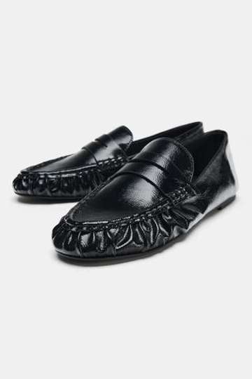 ZARA ЛОФЕРЫ СО СБОРКАМИ, ЧЕРНЫЙ