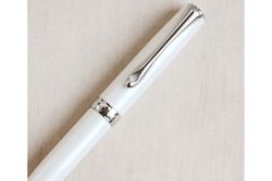 Шариковая ручка Diplomat Excellence A pearl white (D20000368) 2