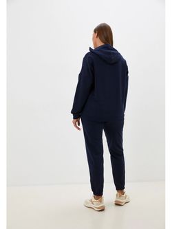 Костюм спортивный