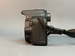 Canon 100D Kit 18-55mm 3.5-5.6 IS STM 3.500 кадров