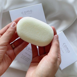 Увлажняющая шелковая губка для пяток, локтей и коленей COMOACE Cocoon Moisture Silk Stone