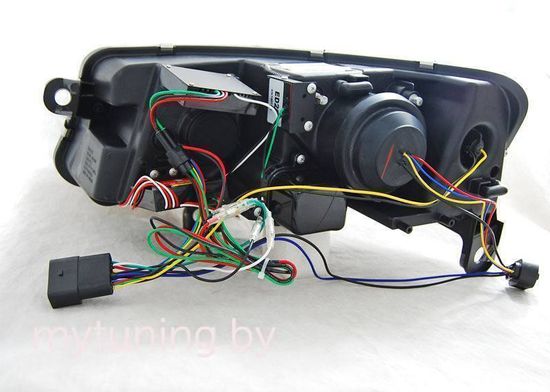 Передние фары Audi A6 C6 xenon tube lights tru drl black