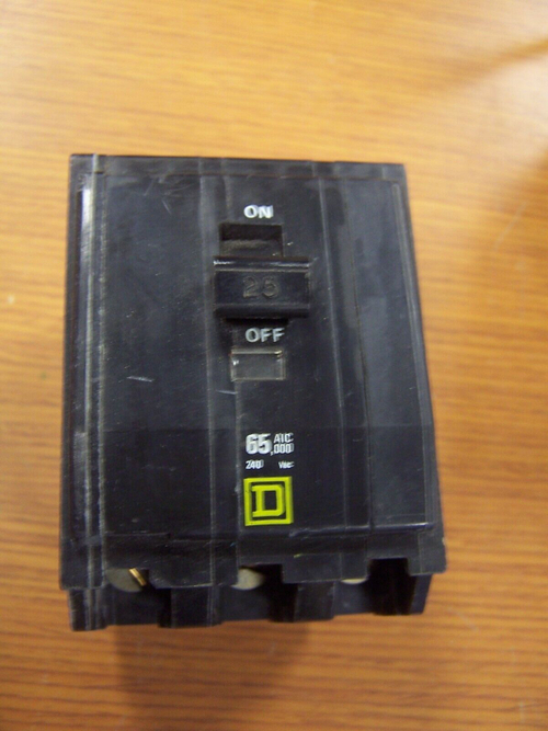 QH325PLUG IN PUSH IN
