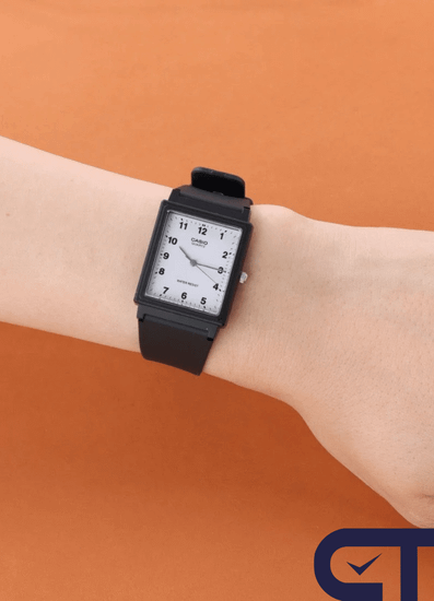 CASIO MQ-27-7B — классические аналоговые часы с белым циферблатом