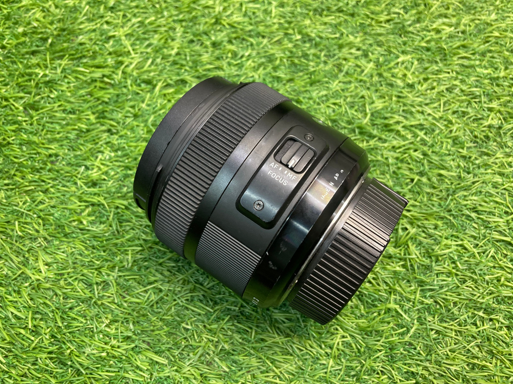 Sigma AF 30mm f/1.4 DC HSM Art Nikon F