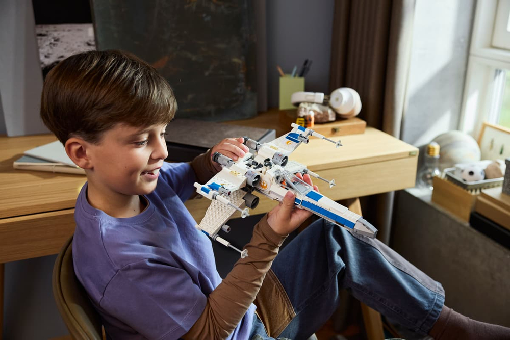 Конструктор LEGO Star Wars 75460 New Republic X-Wing Starfighter