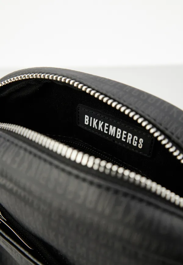 Сумка BIKKEMBERGS DUKE