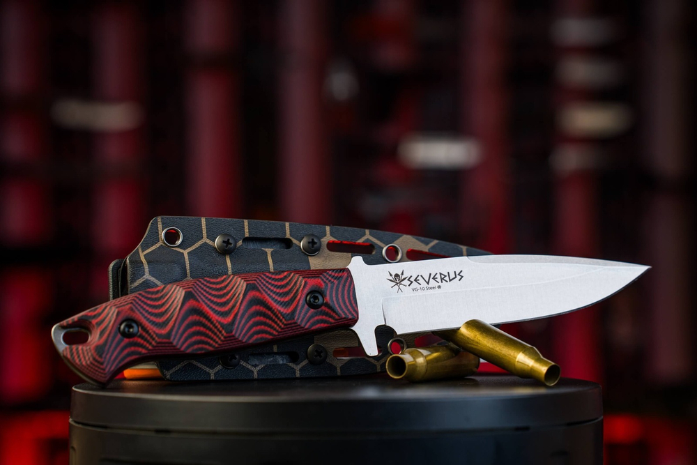 Тактический нож Severus VG-10 (Cryo) StoneWash Kydex Черно-Красный