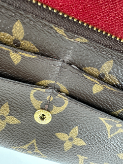 Кошелек Louis Vuitton Emilie Wallet
