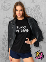 Футболка Punks not dead