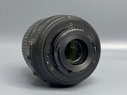 Nikon 18–55mm f/3.5–5.6G — отходит резинка
