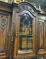 Старинный буфет