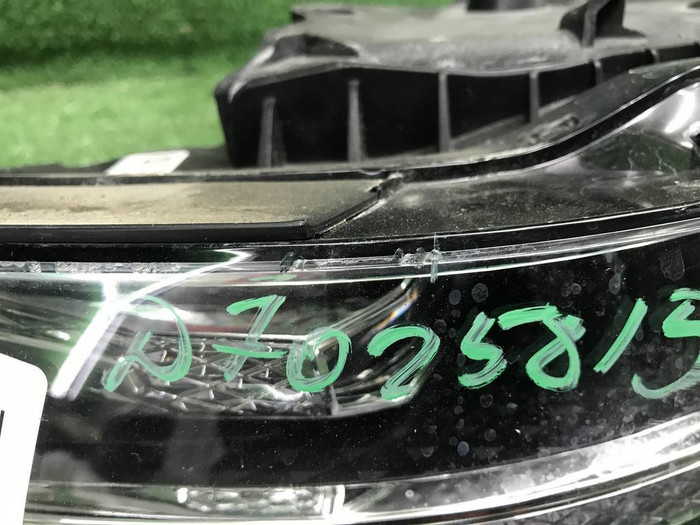 Фара правая Genesis G90 (2018-2022) LED