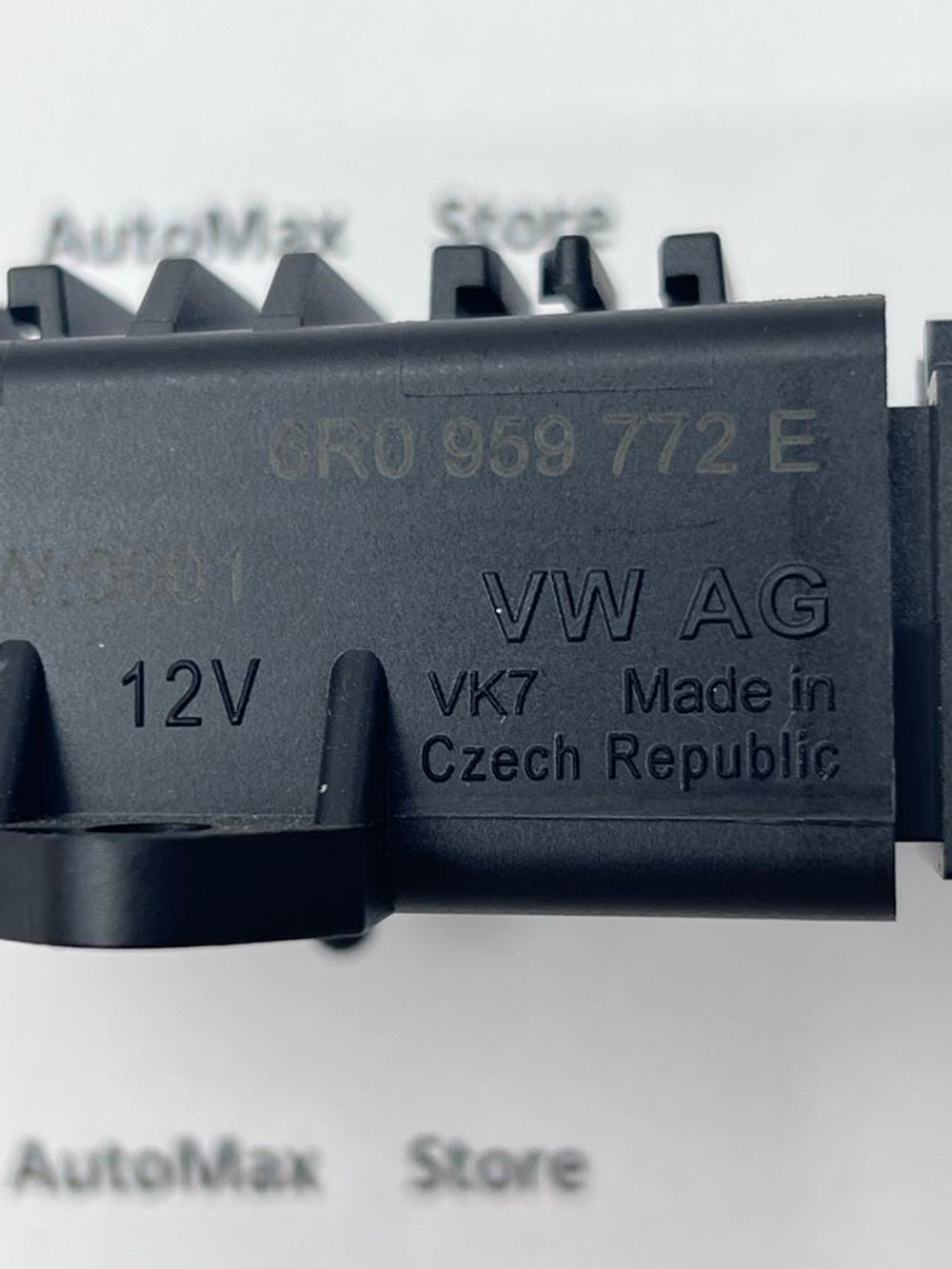 Блок управления обогревом сидений Поло/ Рапид. 6R0959772E. ОРИГИНАЛ.