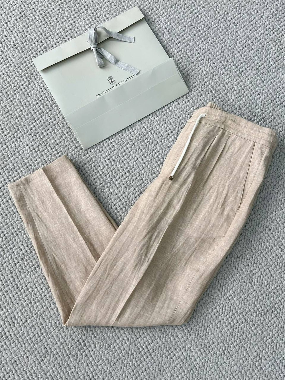 Льняной костюм Brunello Cucinelli