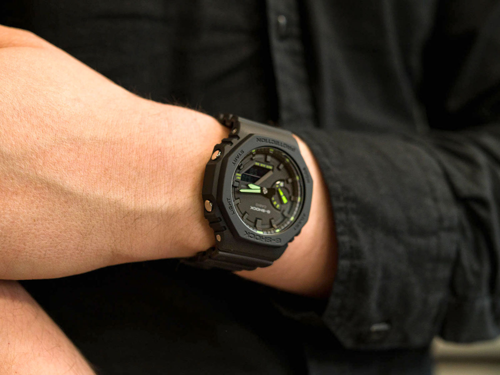Часы Casio GA-2100-1A3ER