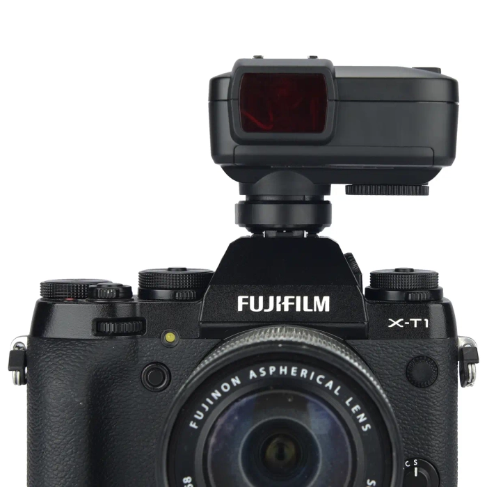 Пульт-радиосинхронизатор Godox X2T-F TTL для Fujifilm