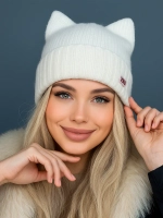 Шапка вязаная с ушками теплая бини
