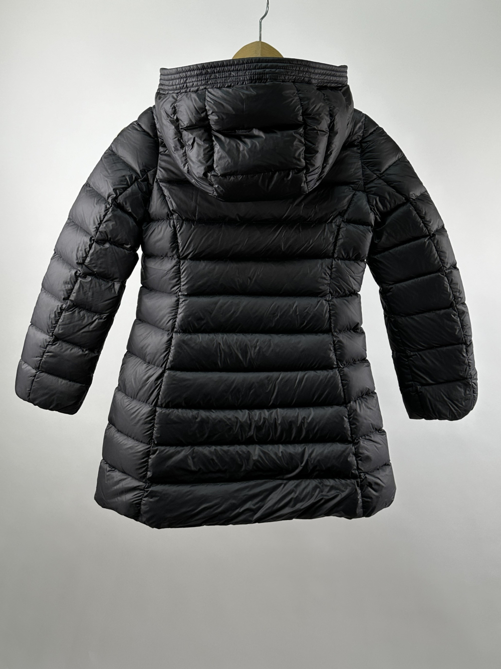 Пуховое пальто Moncler