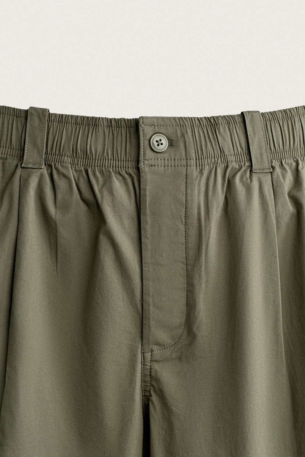 БРЮКИ RELAXED FIT СО СКЛАДКАМИ — ZARA · 1063/443
