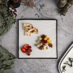 Блюдо квадратное 25*25 см h1,5 см Relief белое с черным бортом фарфор P.L. Proff Cuisine [3]
