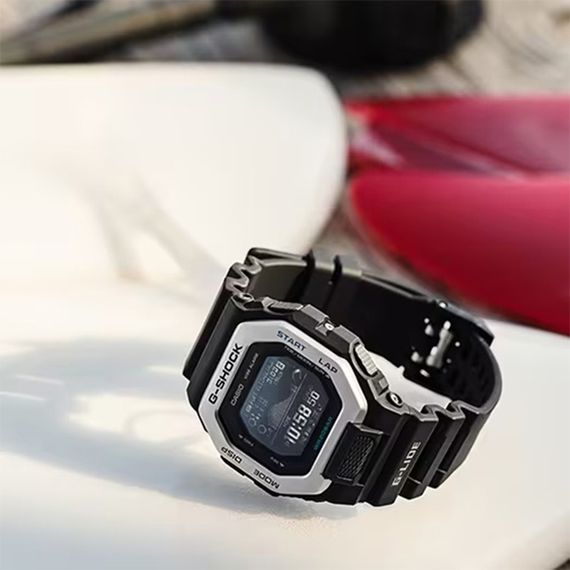 Наручные часы Casio GBX-100-1E