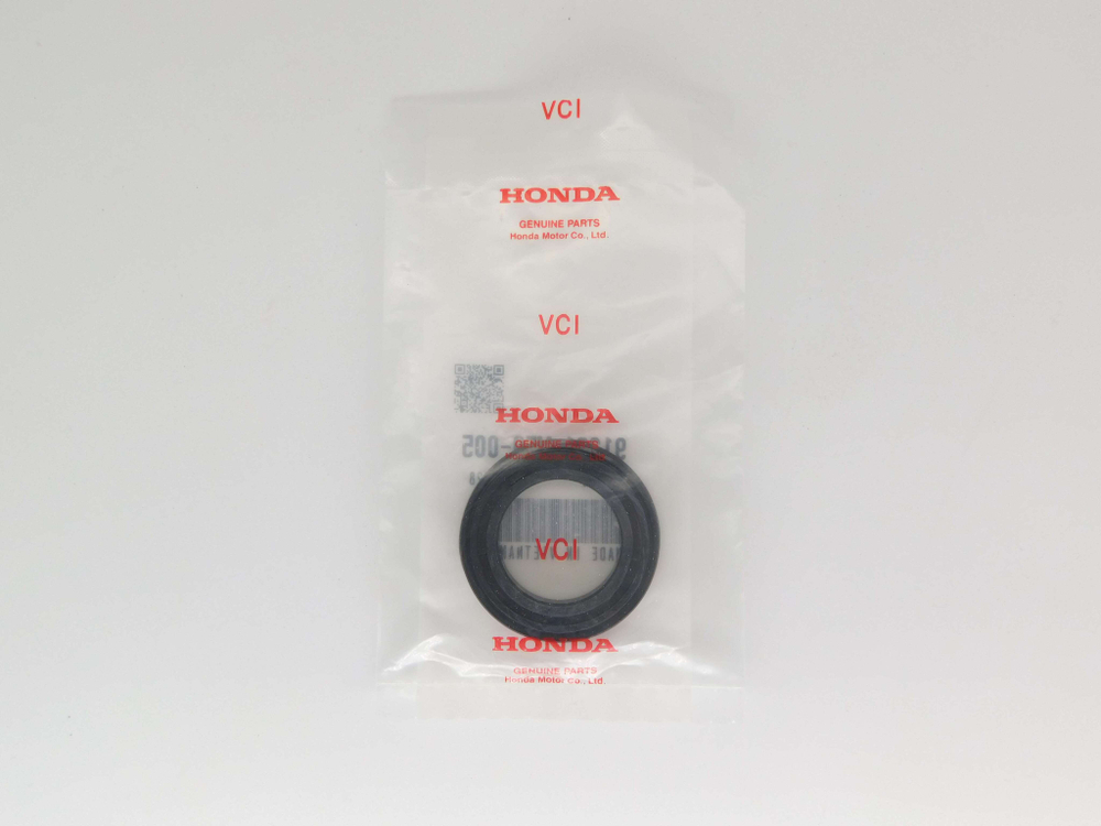 сальник кардана Honda VTX1300 VTX1800 GL1500 GL1800 PC800 VT1100 VT1300 VT750 91261-ME9-005