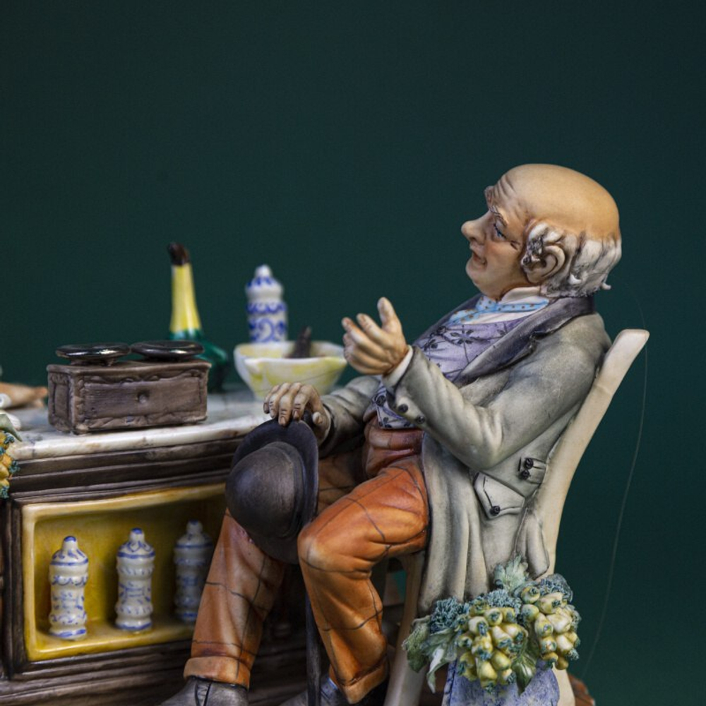 Фарфоровая мануфактура Capodimonte «Эликсир здоровья»