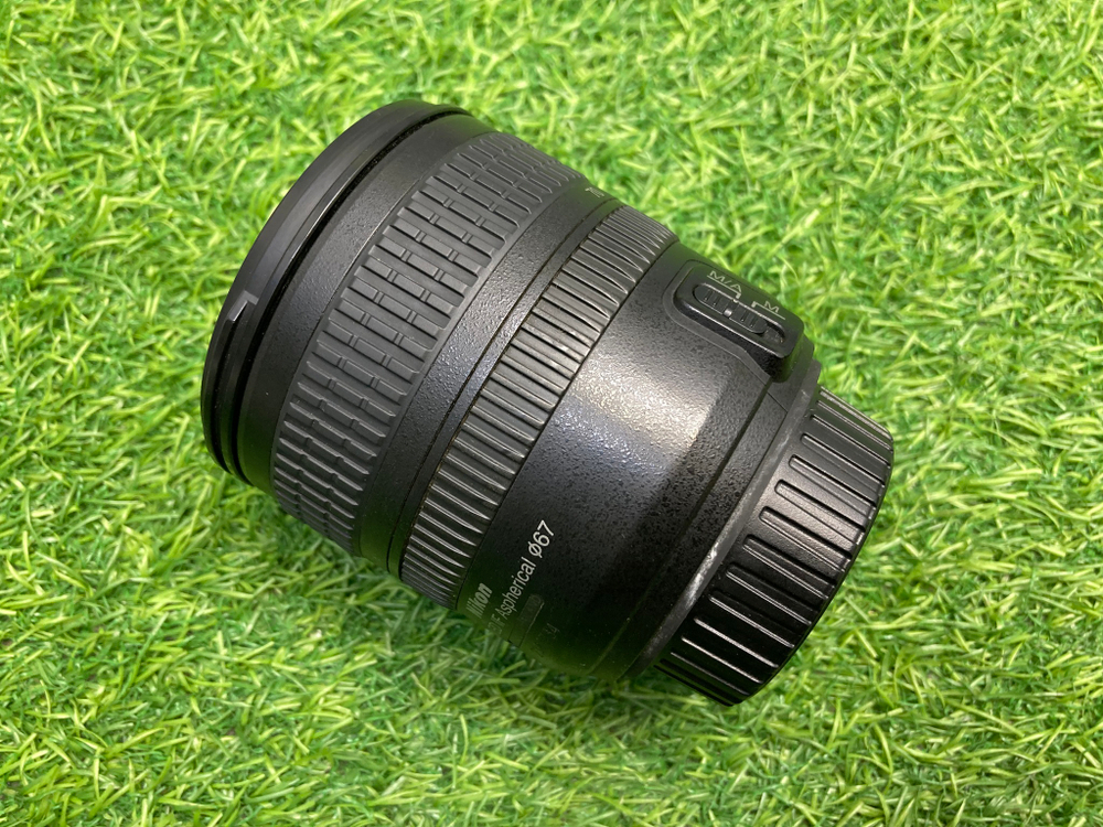 Nikon 18-70mm 3.5-4.5G ED-IF AF-S DX