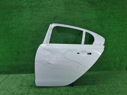 Дверь задняя левая Jaguar XE (2015-н.в.)