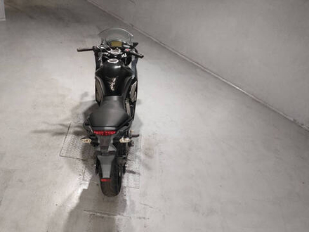 Kawasaki ER-6F, 2011
