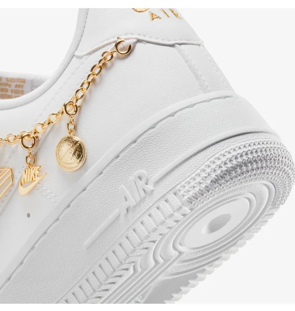 Кроссовки женские NIKE WMNS AIR FORCE 1 '07 LX