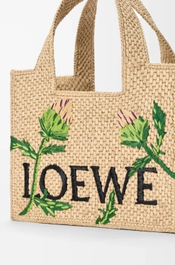 Loewe Маленькая сумка-тоут Font из рафии, натуральный/зеленый