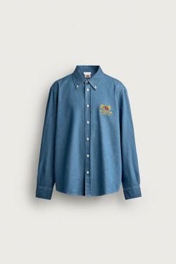 ZARA - FRUIT OF THE LOOM™ ДЖИНСОВАЯ РУБАШКА С ВЫШИВКОЙ, ВЫЦВЕТШИЙ СИНИЙ