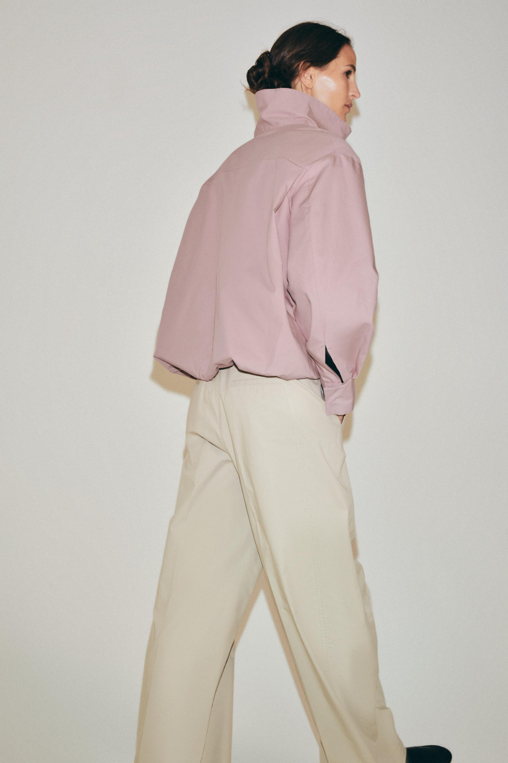 КУРТКА С ВОРОТНИКОМ-СТОЙКОЙ ZW COLLECTION — ZARA