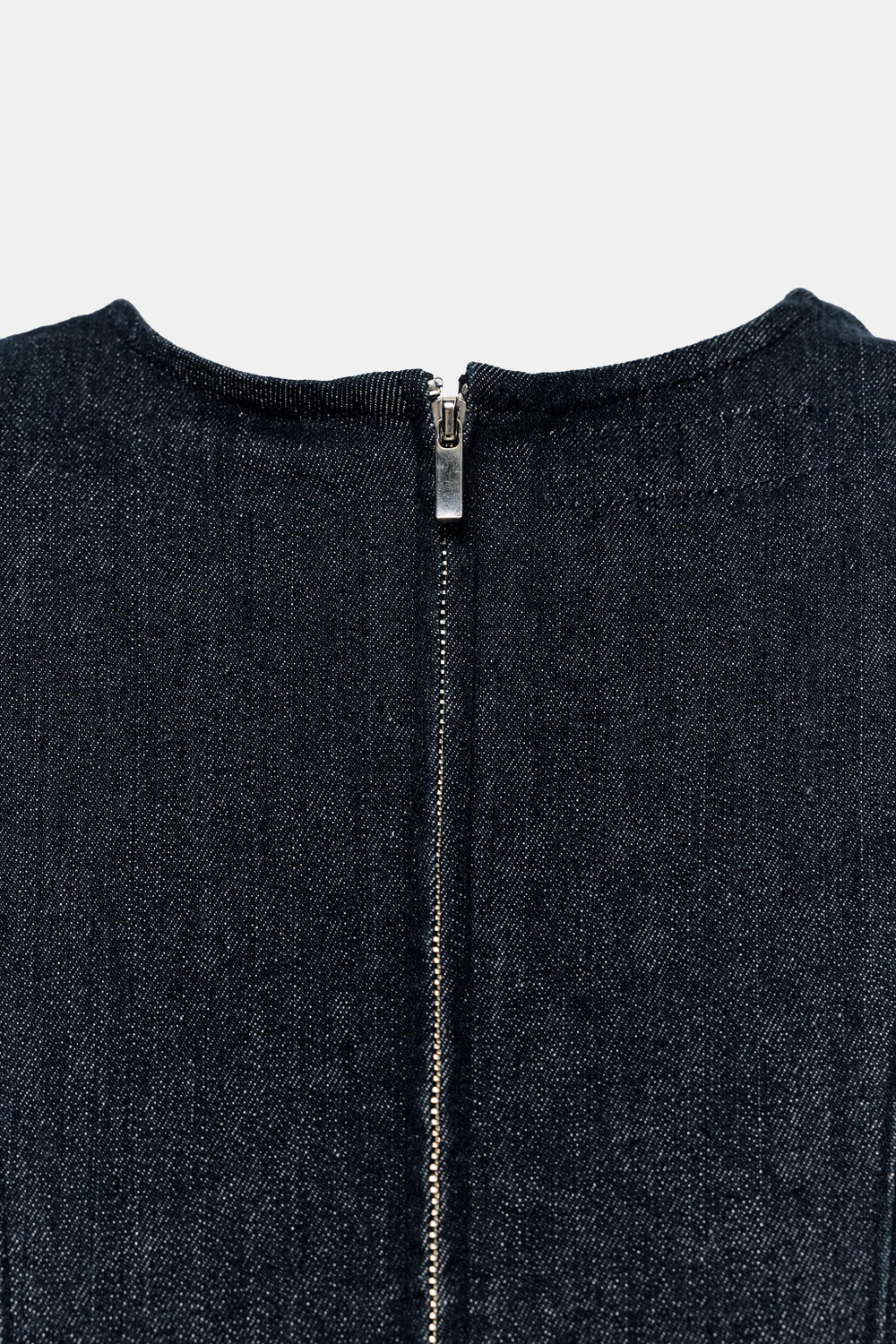 ДЖИНСОВОЕ ПЛАТЬЕ TRF С ПОДПЛЕЧНИКАМИ — ZARA