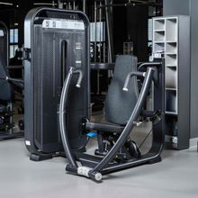 E7008JZ Жим от груди вертикальный. Стек 135 кг