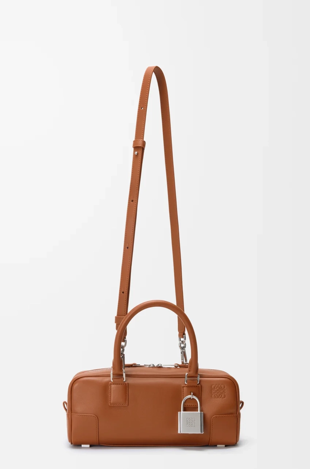 Loewe Укороченная сумка Amazona 23 из блестящей телячьей кожи, светло-коричневый