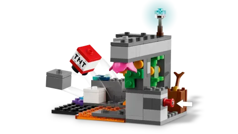 Конструктор LEGO Minecraft 21274 Встреча с начальником тюрьмы