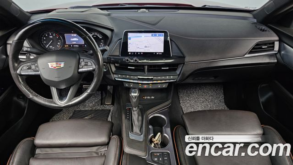 Cadillac CT4 2.0 — 2020
