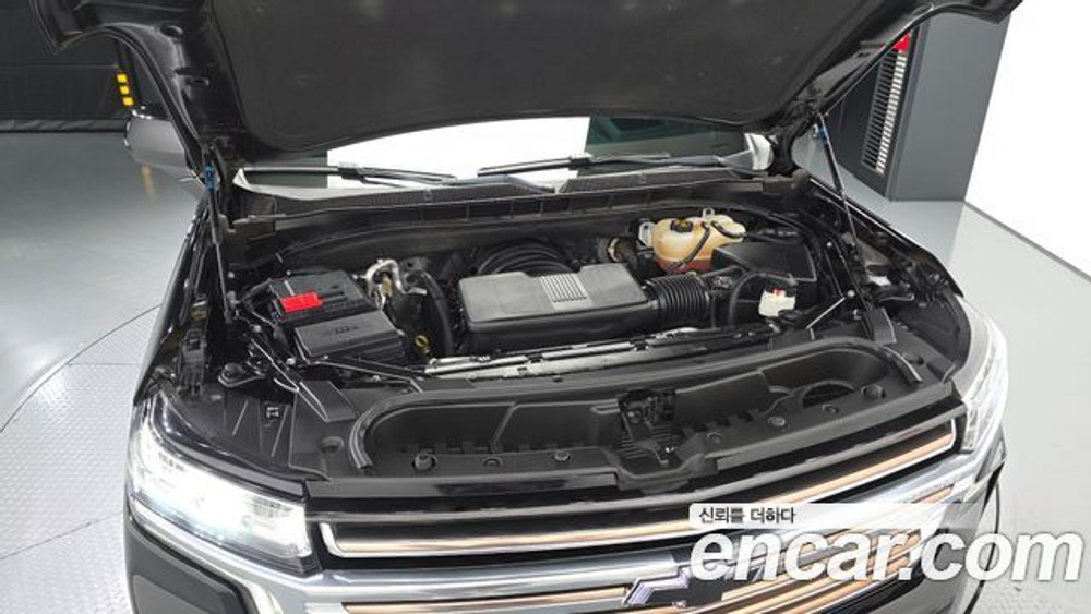 Chevrolet Tahoe 6.2 Dark Knight 4WD — 2022