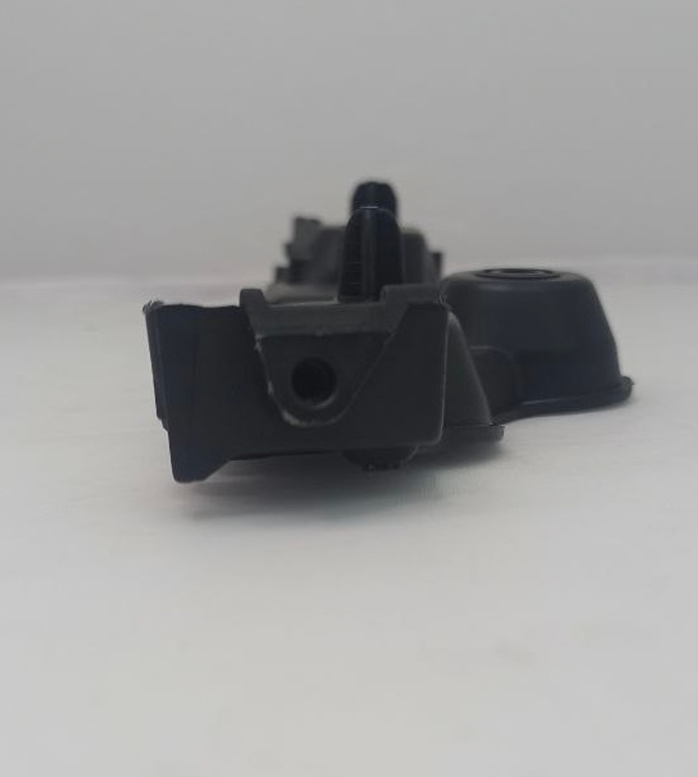 Кронштейн бампера передний левый Tork TRK0584 Renault Logan