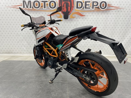 KTM 390 Duke , 2015