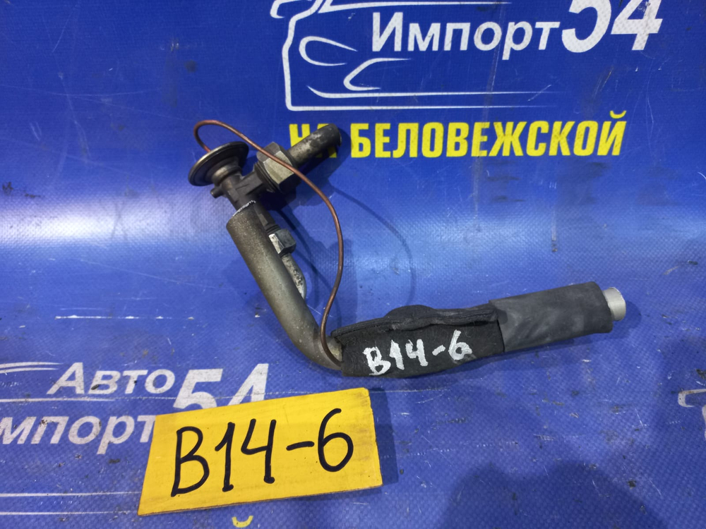 Клапан кондиционера NISSAN SUNNY 1998