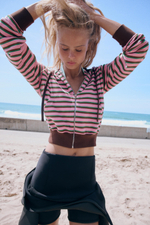 ХУДИ НА МОЛНИИ В ПОЛОСКУ — ZARA