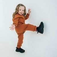 Комбинезон с капюшоном и карманами "Миндаль" утепленный